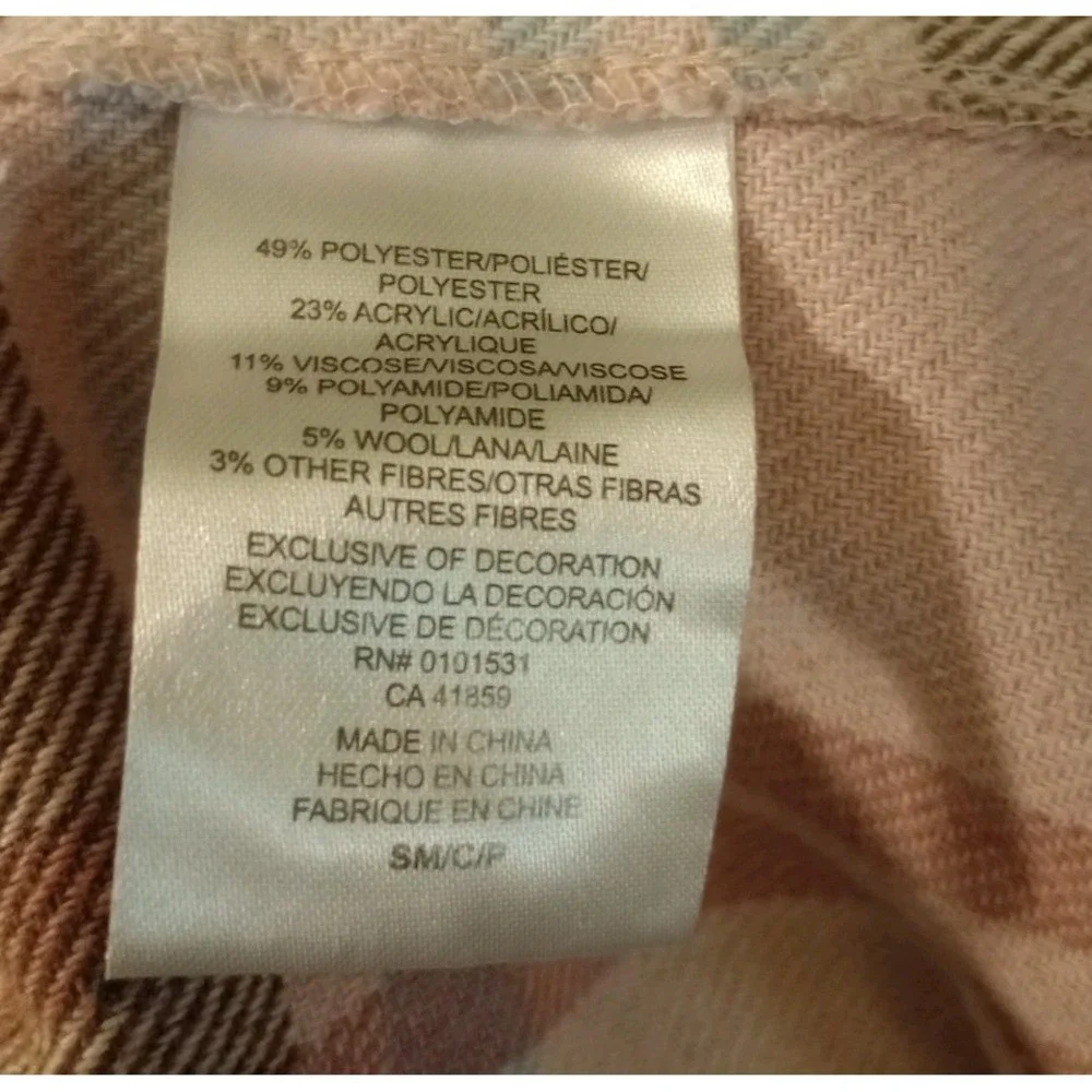 Barbie Pink Plaid Flannel Button Down Shirt Shacket Cozy Size Small - Picture 4 of 5